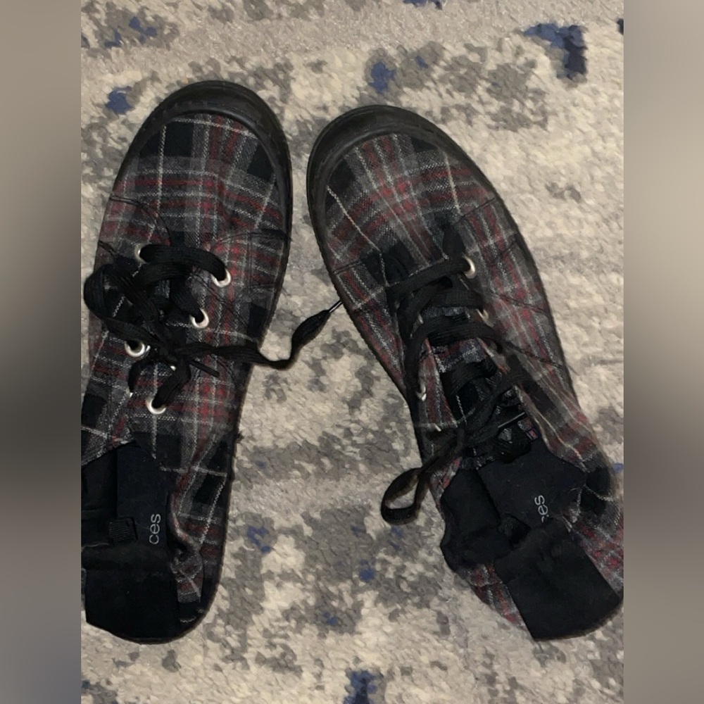 Slip on shoes